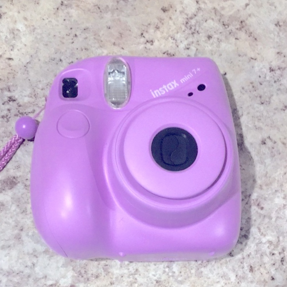Purple instax camera, mini 7